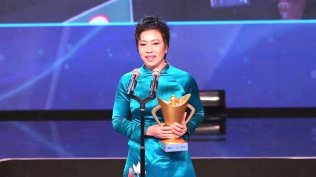 他在追梦的